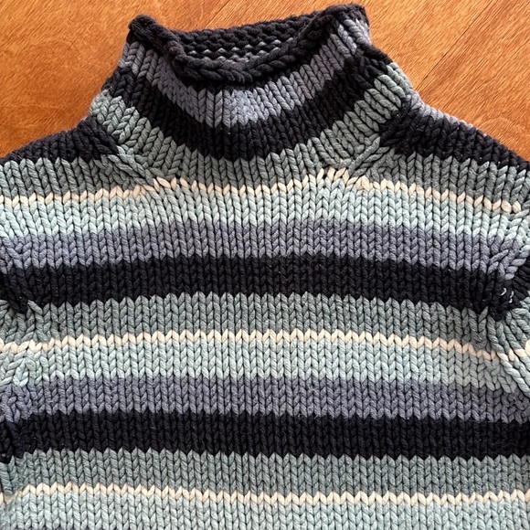 GAP Mock Turtleneck Sweater - Size Small - Picture 2 of 3